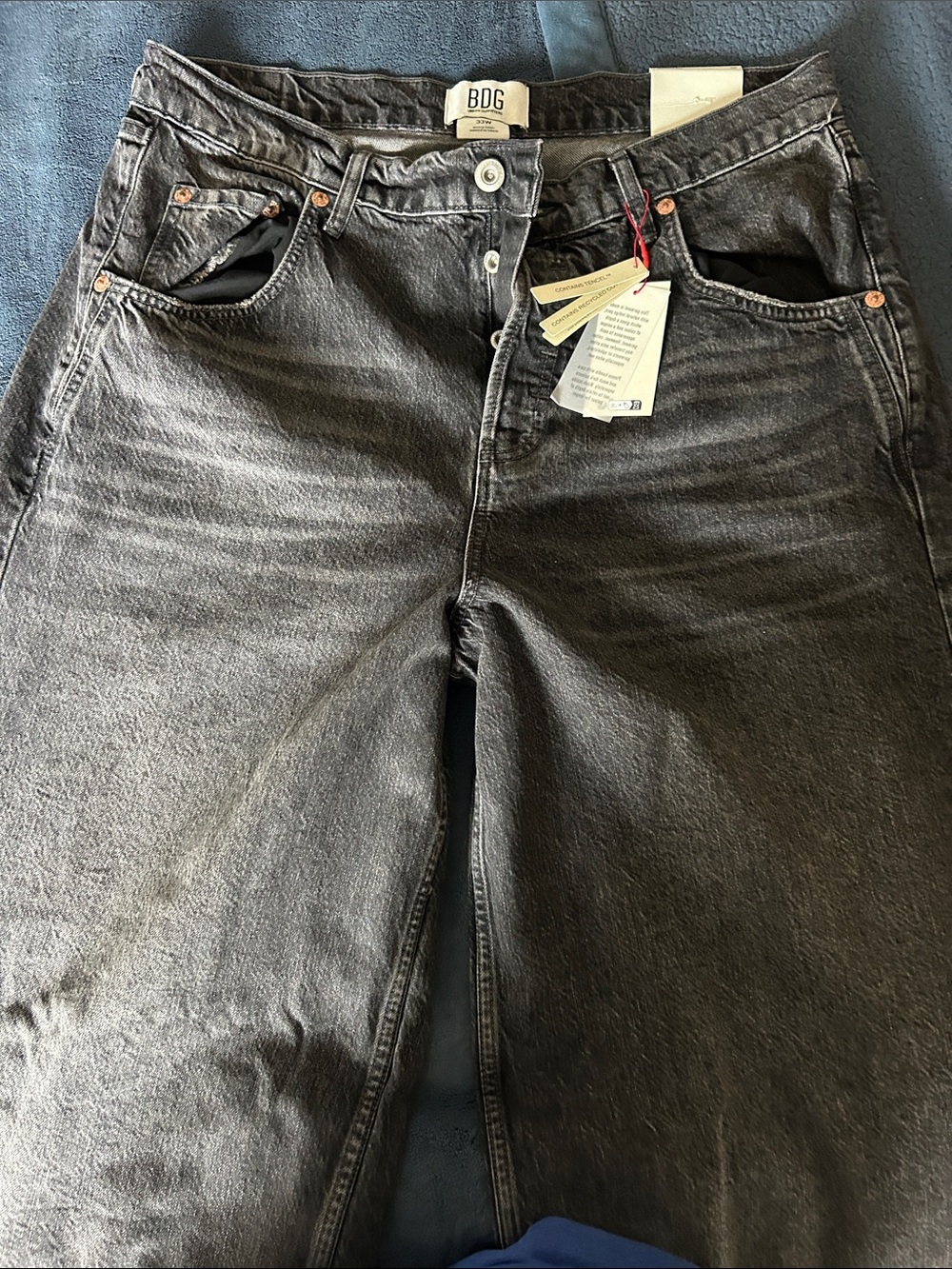 Urban Outfitters BDG Anika Ultra Wide. Size W33. Mid-rise, ultra wide, full leng